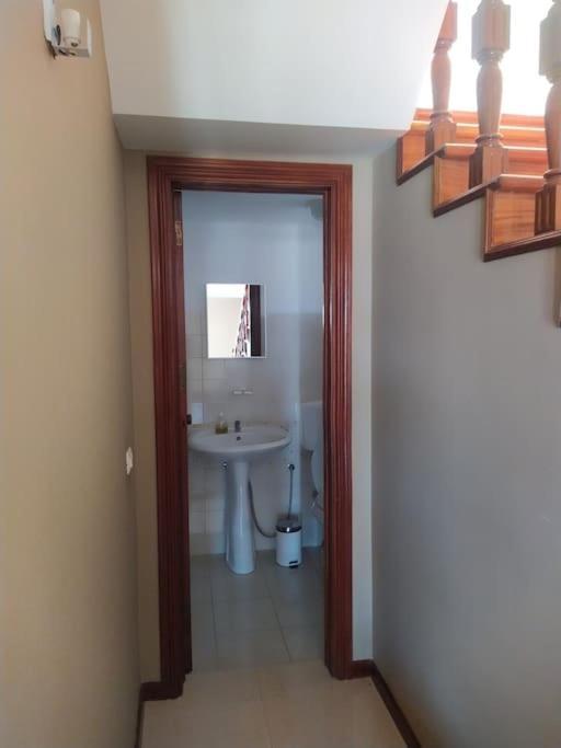 Vivenda Com Patio, No Coracao Do Mindelo Villa Buitenkant foto
